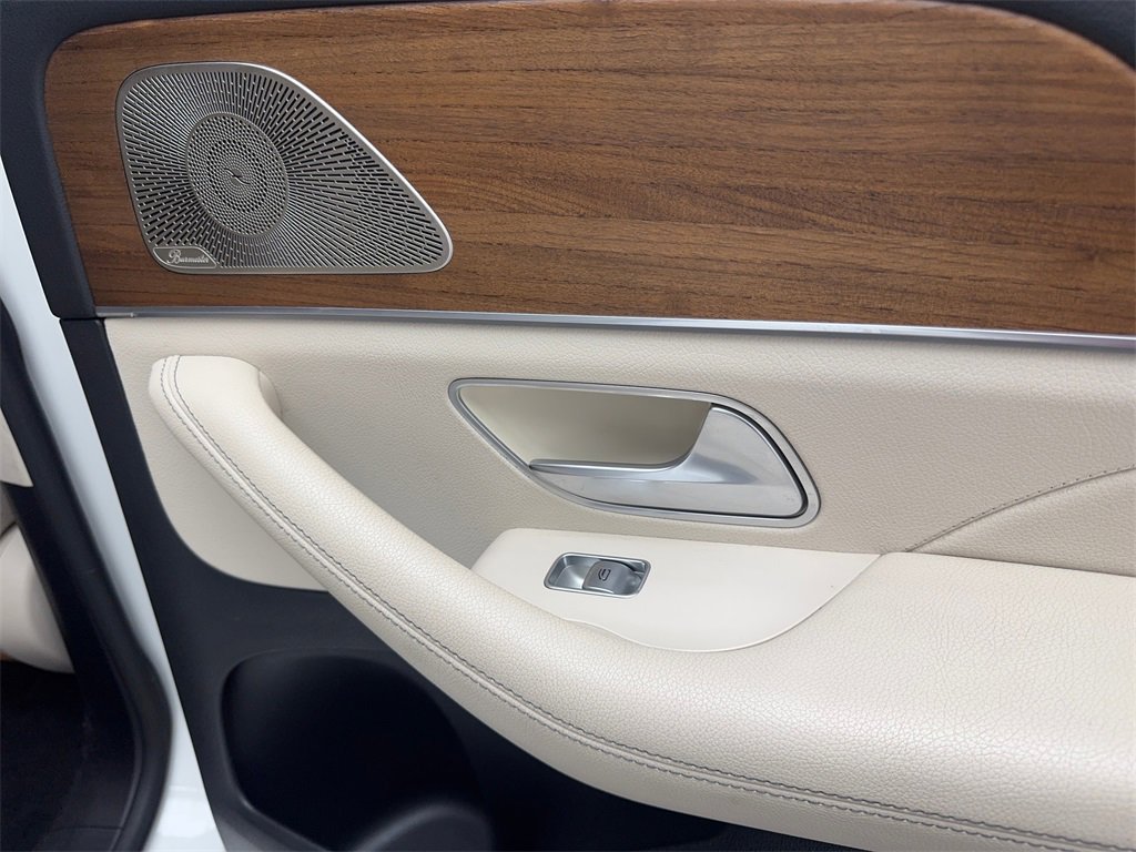 Used 2022 Mercedes-Benz GLE 350 w/ AMG Line Exterior image 41