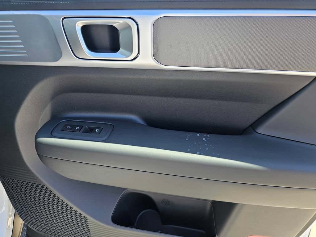 New 2026 Hyundai Santa Fe SE FWD image 13