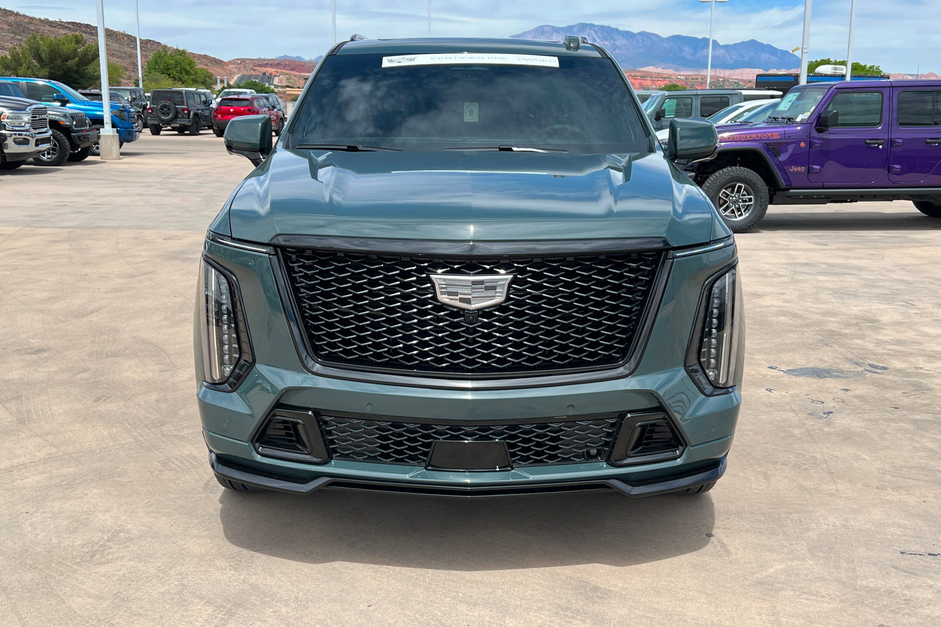 Certified 2025 Cadillac Escalade V w/ LPO, ONYX Package AWD/4WD image 9