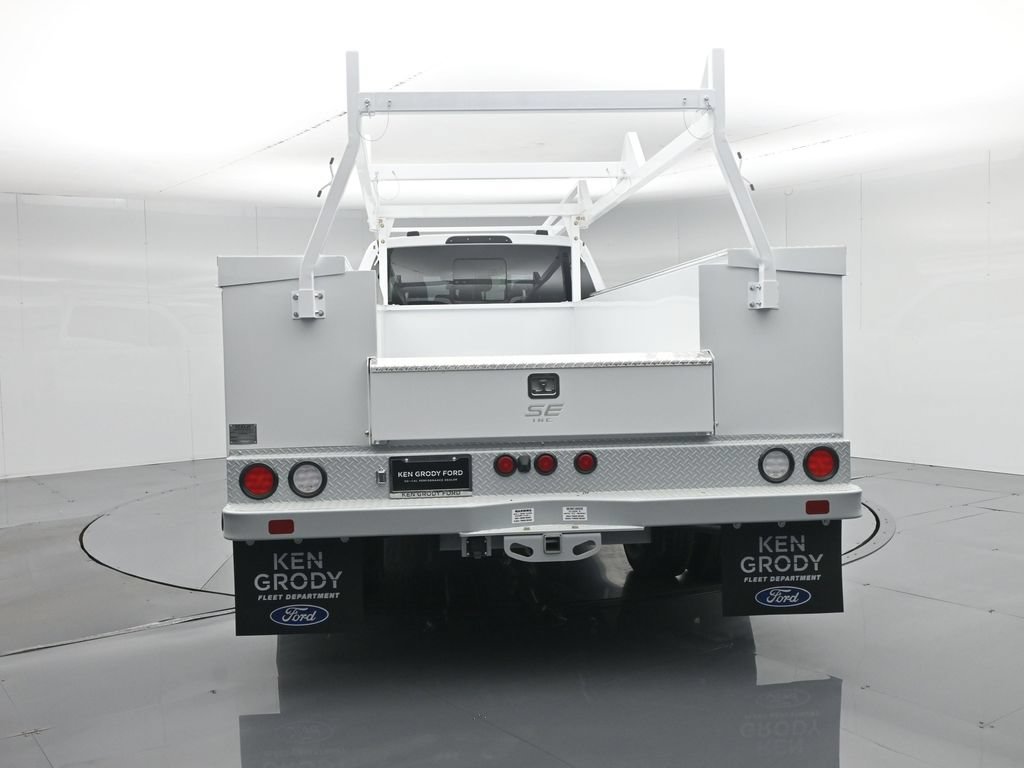 New 2026 Ford F350 XL w/ XL Chrome Package RWD image 56
