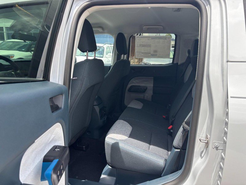 New 2026 Ford Maverick XLT w/ XLT Luxury Package FWD image 12
