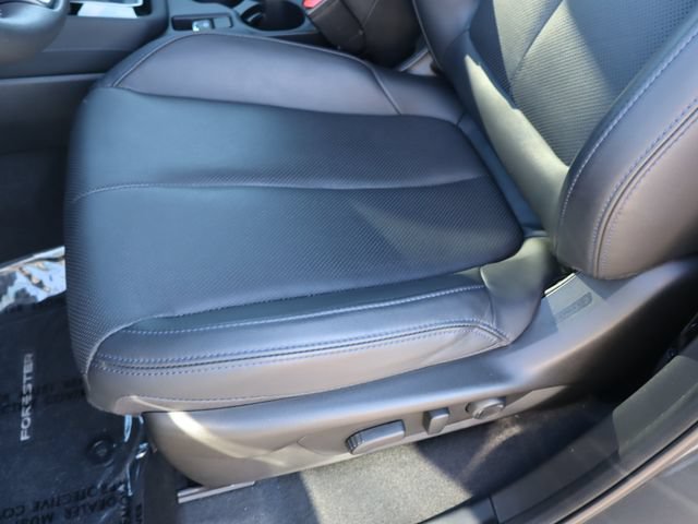 Used 2025 Subaru Forester Limited w/ Popular Package #1 AWD/4WD image 19