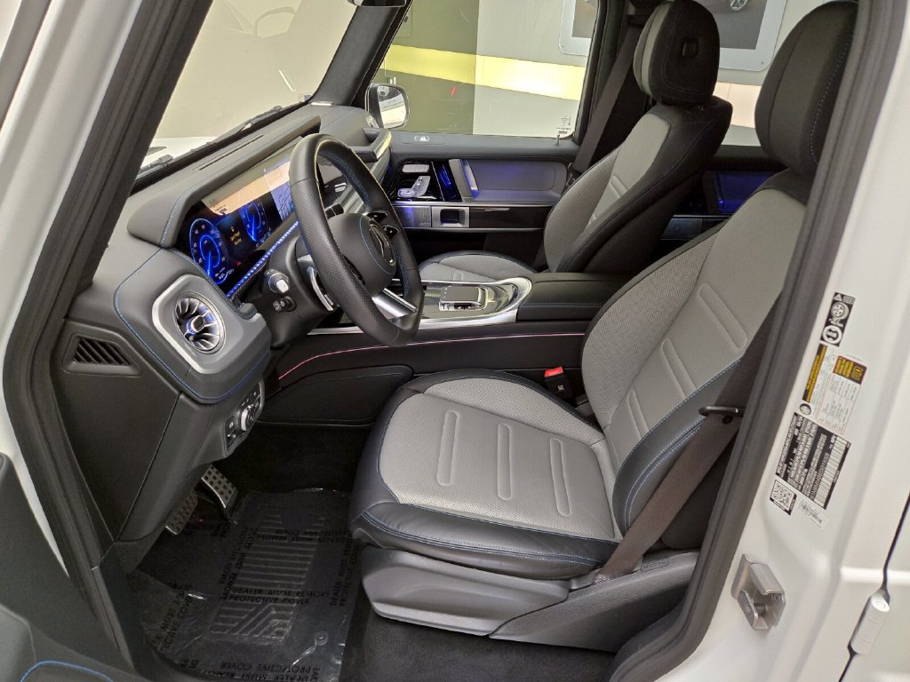 Used 2025 Mercedes-Benz G 580 w/ EQ Technology image 16