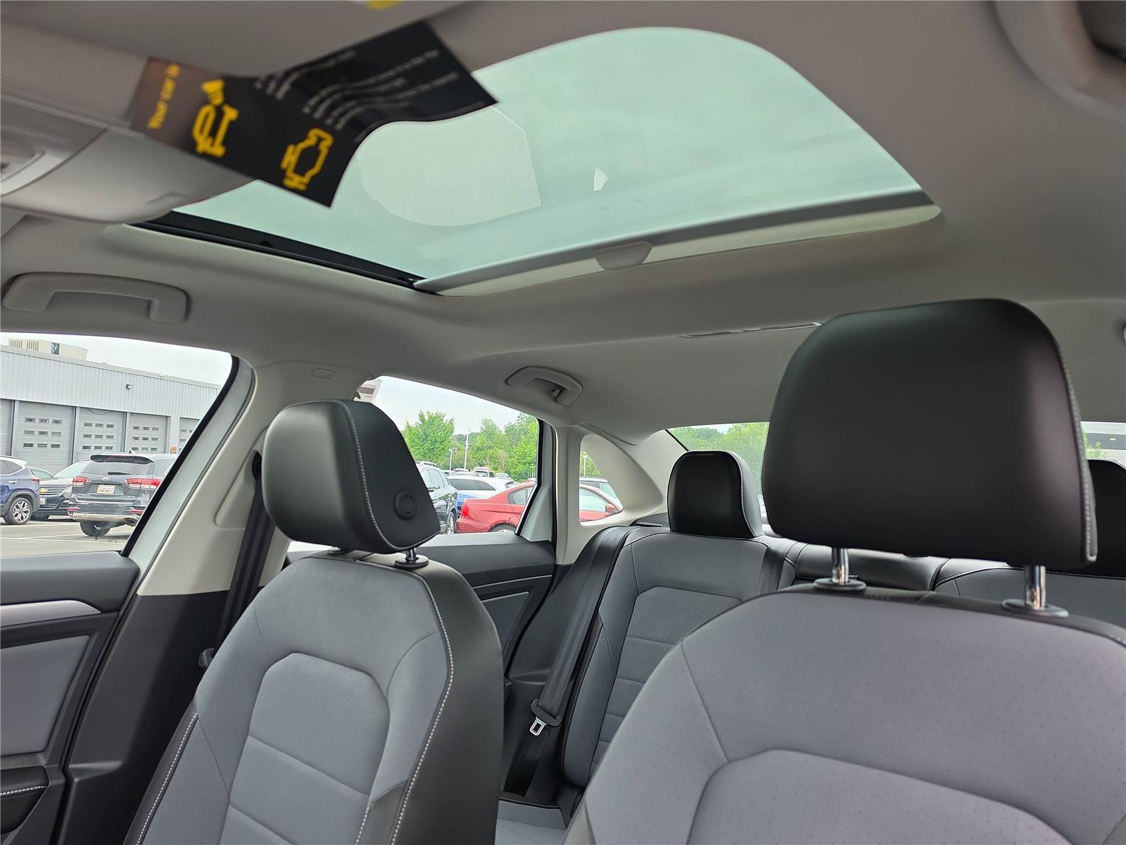 New 2026 Volkswagen Jetta SE FWD image 22