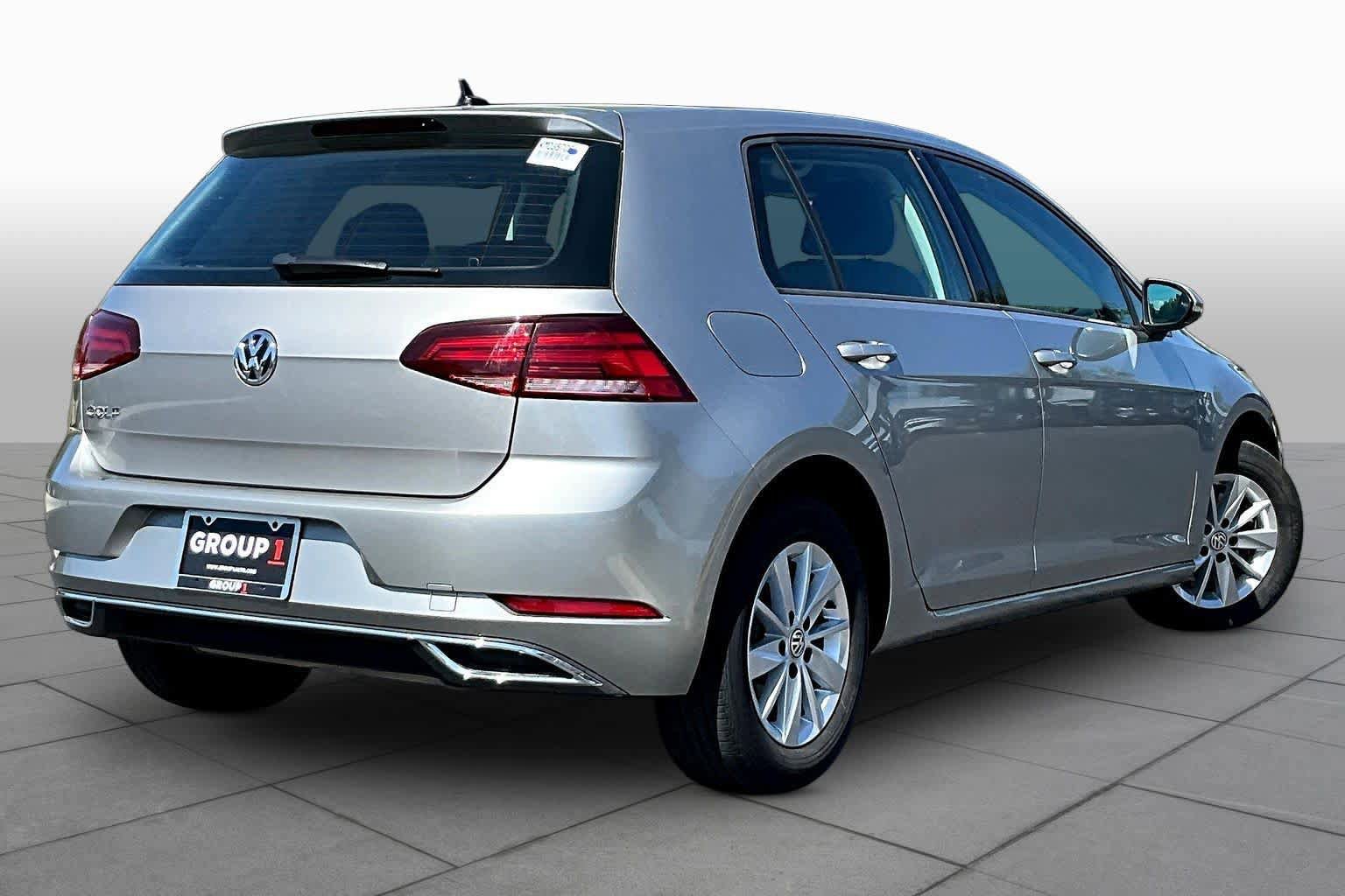 Used 2019 Volkswagen Golf S image 13