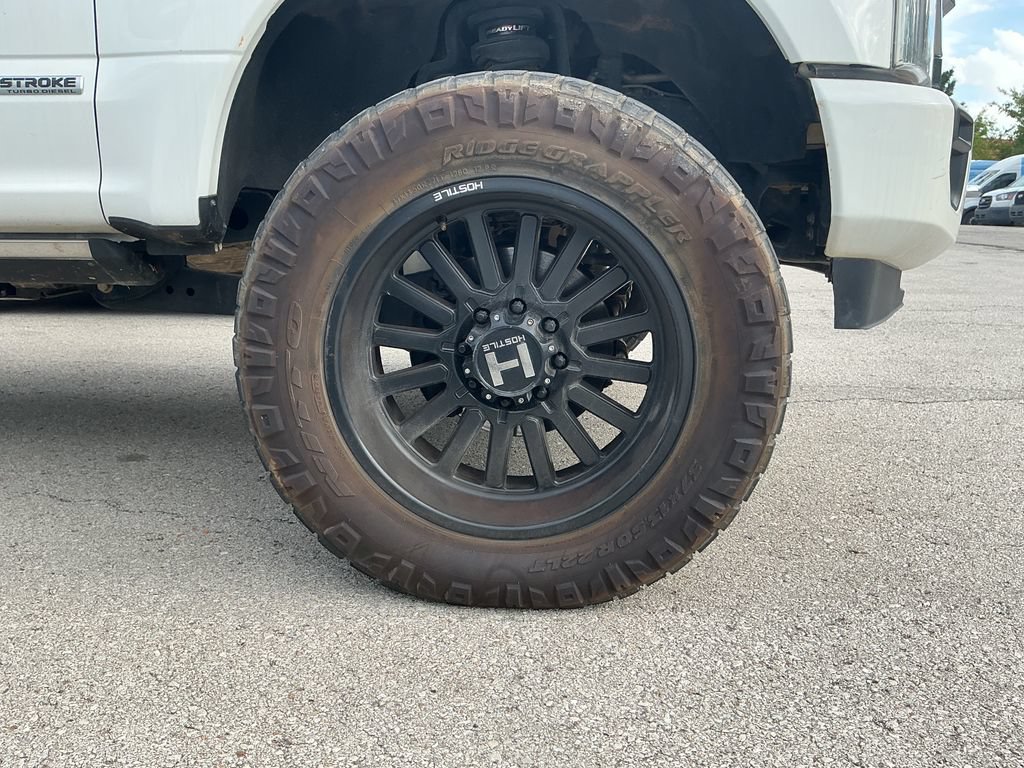 Used 2021 Ford F350 Limited w/ FX4 Off-Road Package AWD/4WD image 15