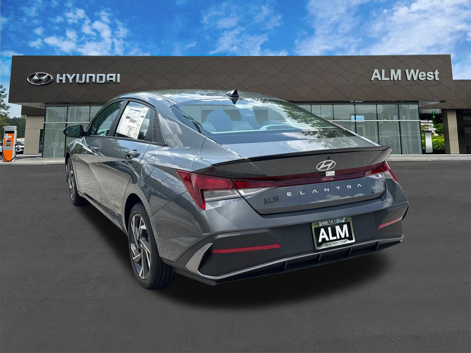 Certified 2025 Hyundai Elantra Sport FWD image 7