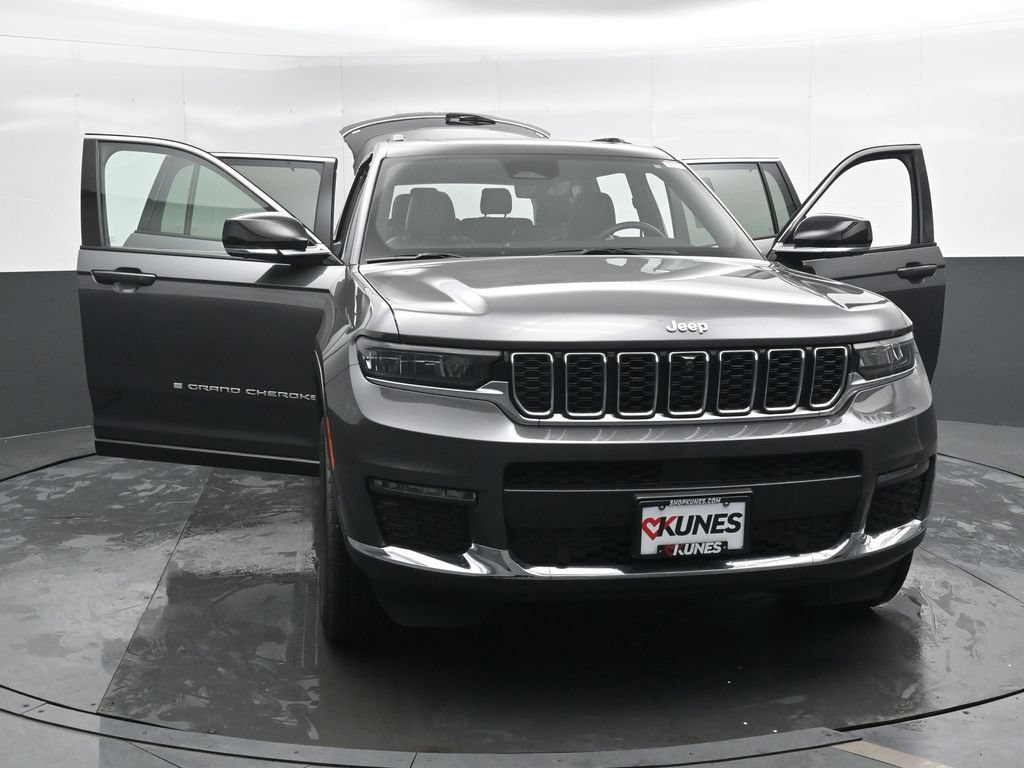 Used 2024 Jeep Grand Cherokee L Limited w/ Luxury Tech Group II AWD/4WD image 48