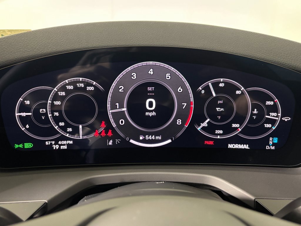 Used 2026 Porsche Panamera 4 image 22