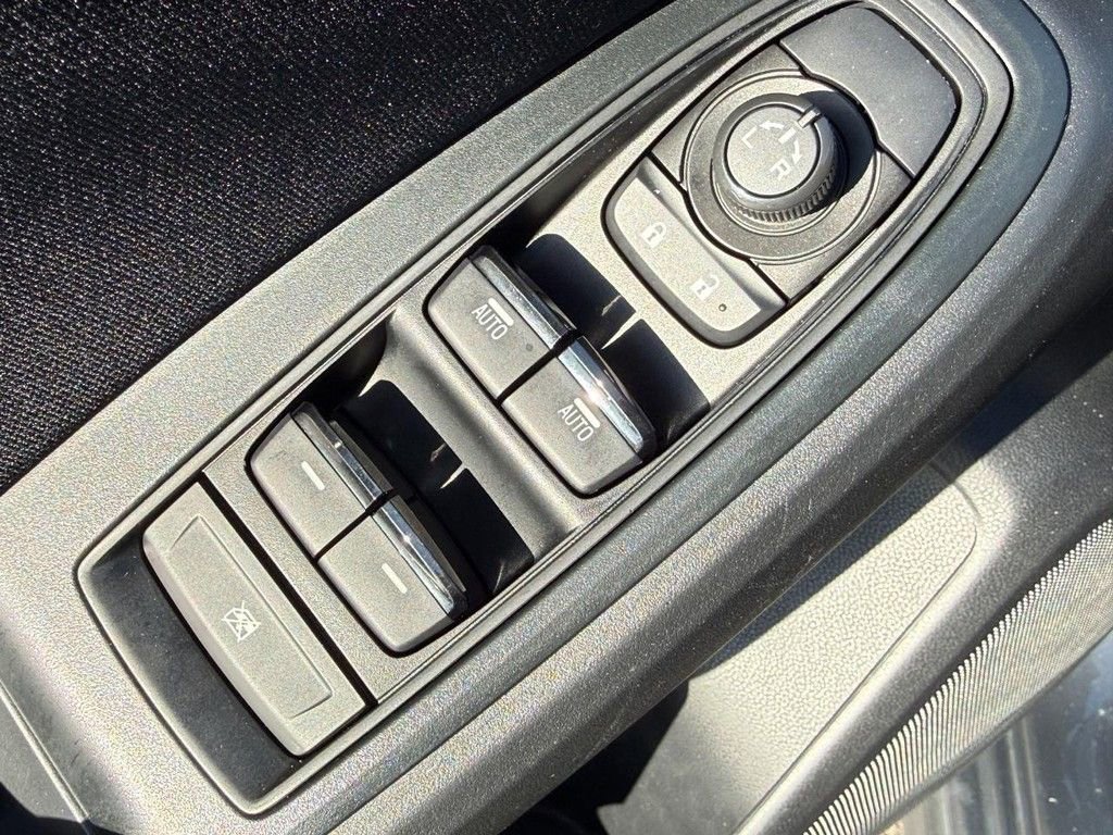 Used 2022 Subaru Crosstrek 2.0i image 15