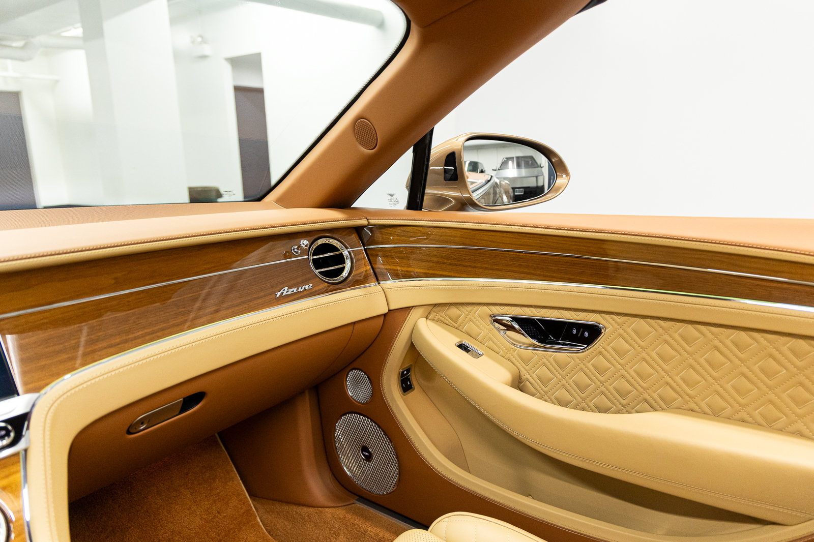 Used 2023 Bentley Continental GT Azure AWD/4WD image 49