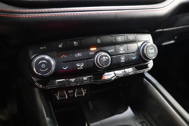 Used 2023 Dodge Durango R/T AWD/4WD image 30