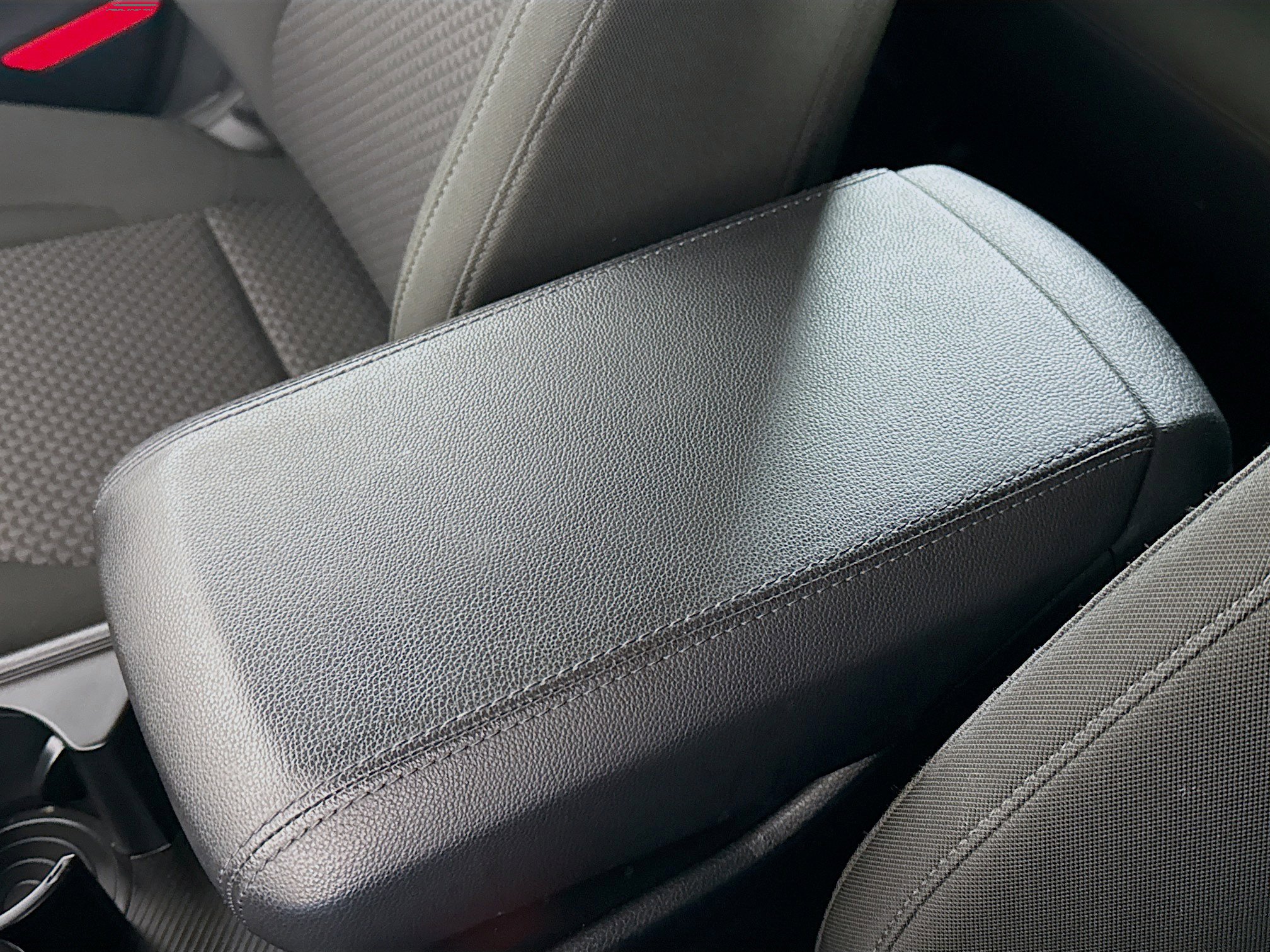 Used 2025 Kia Sportage LX image 18