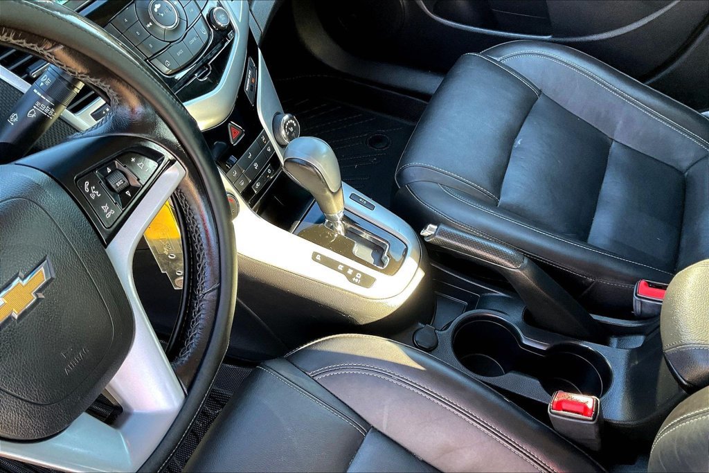 Used 2015 Chevrolet Cruze LT FWD image 8