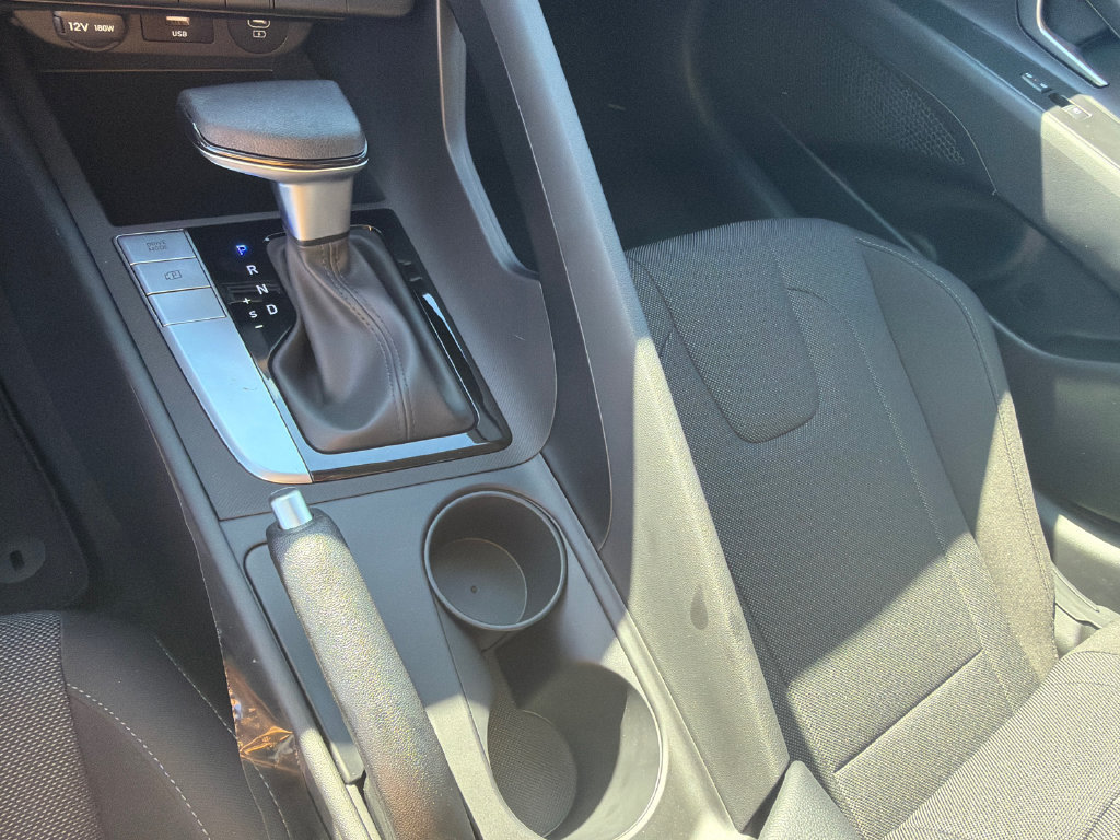 New 2026 Hyundai Elantra SE FWD image 30