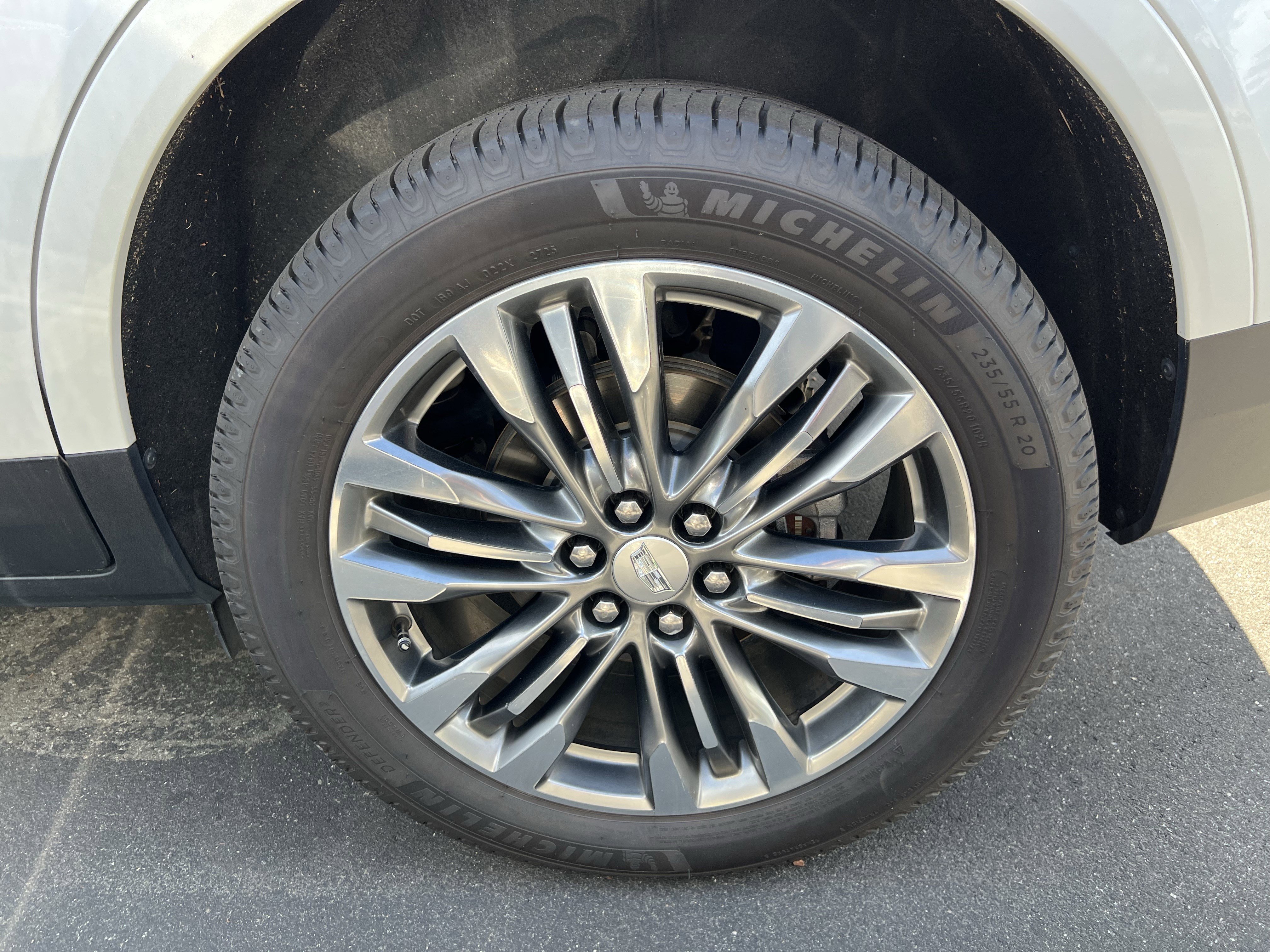 Used 2019 Cadillac XT5 Luxury AWD/4WD image 13