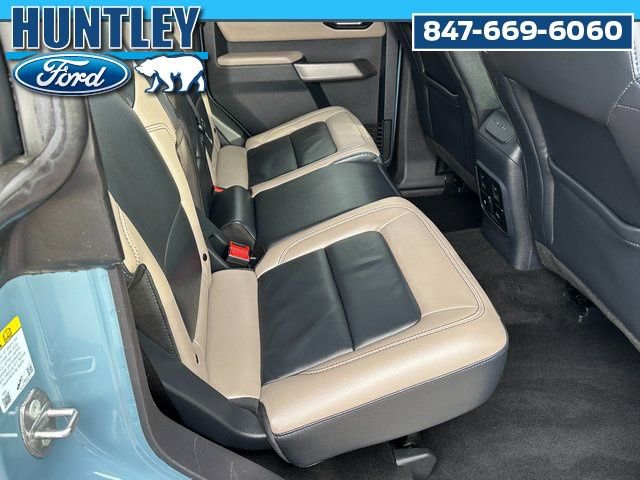 Used 2023 Ford Bronco Wildtrak image 11