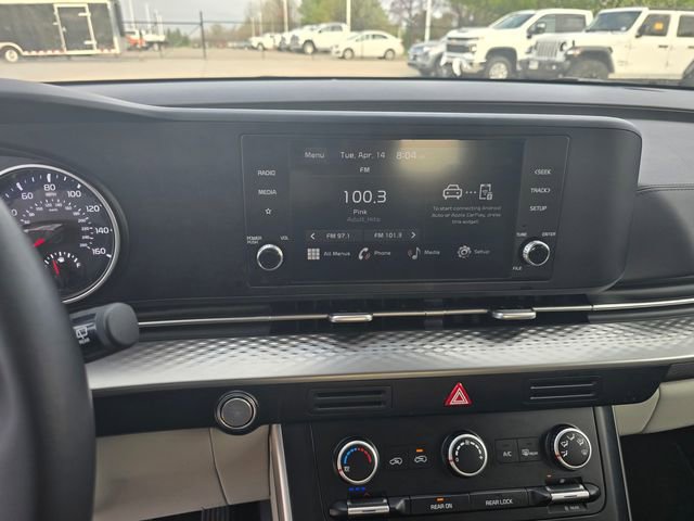 Used 2024 Kia Carnival LX FWD image 35