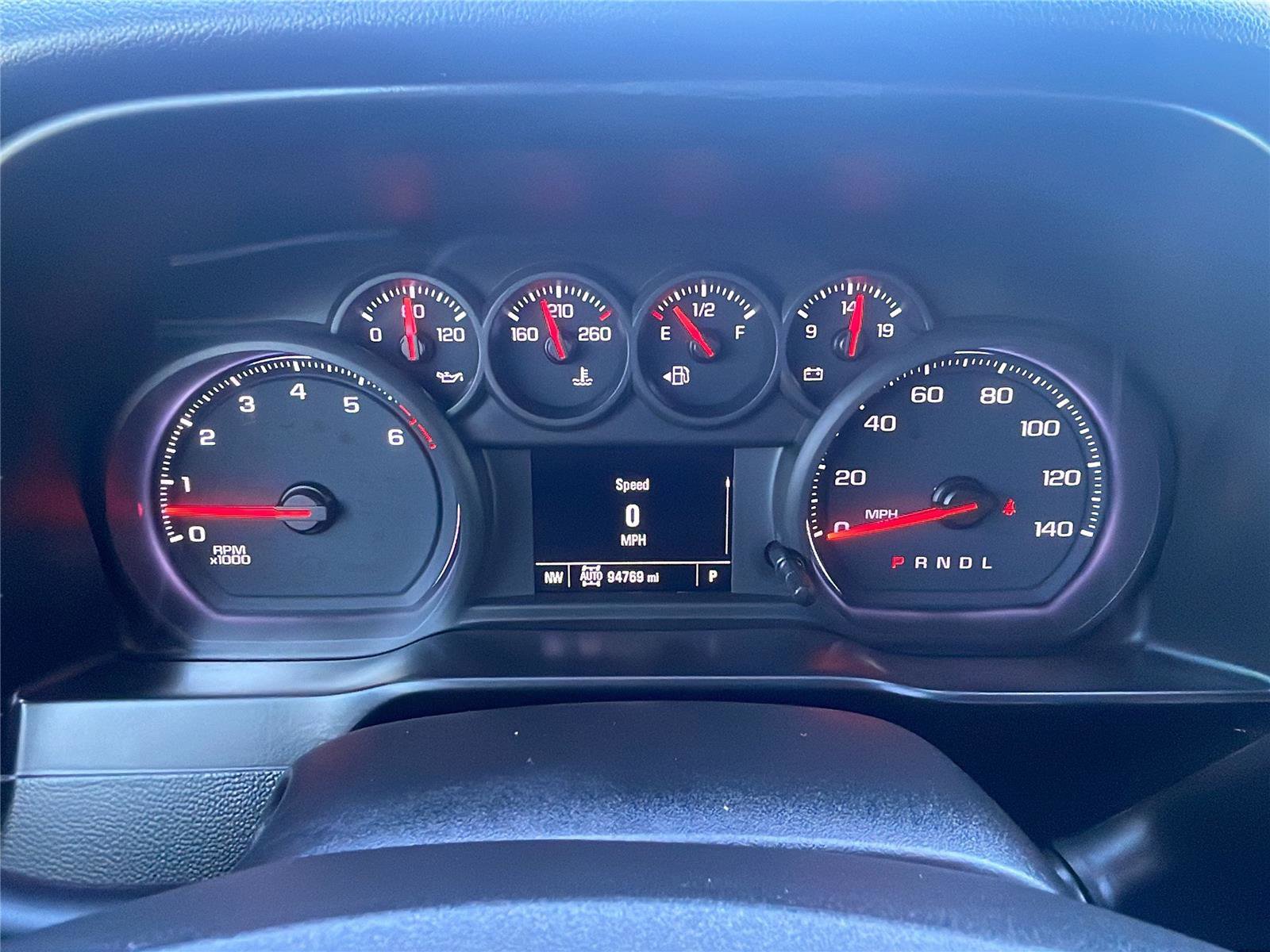 Used 2019 Chevrolet Silverado 1500 Custom w/ Custom Value Package image 24