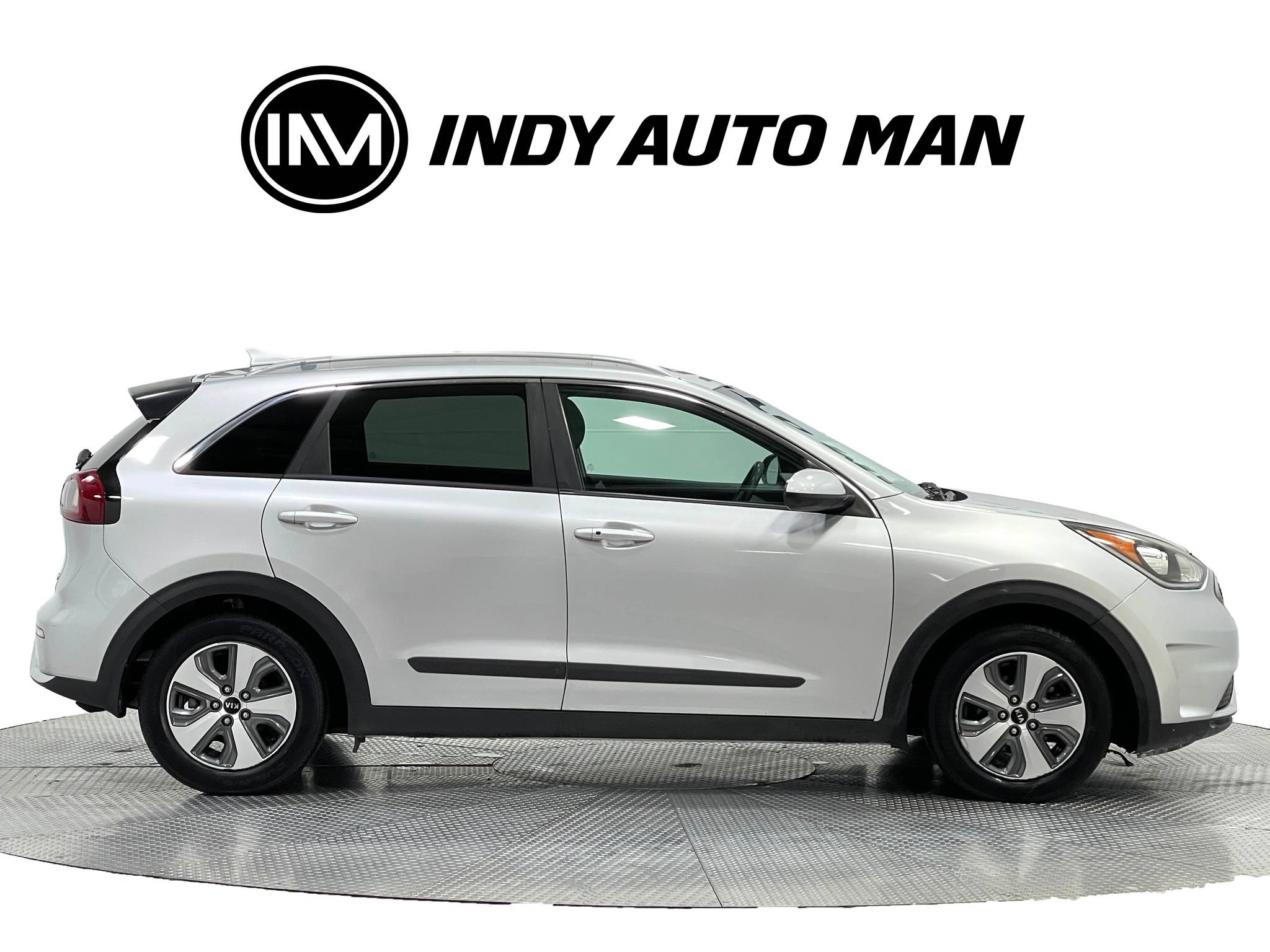 Used 2019 Kia Niro LX FWD image 3