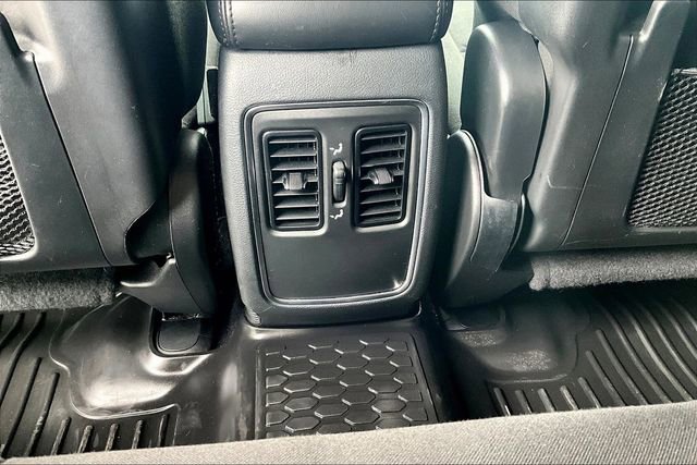 Used 2020 Dodge Durango SXT w/ 3rd Row Seating Group image 11