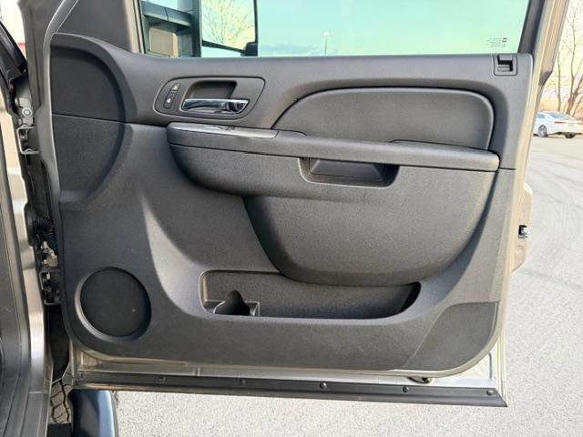 Used 2013 Chevrolet Silverado 2500 LTZ w/ LTZ Plus Package image 28