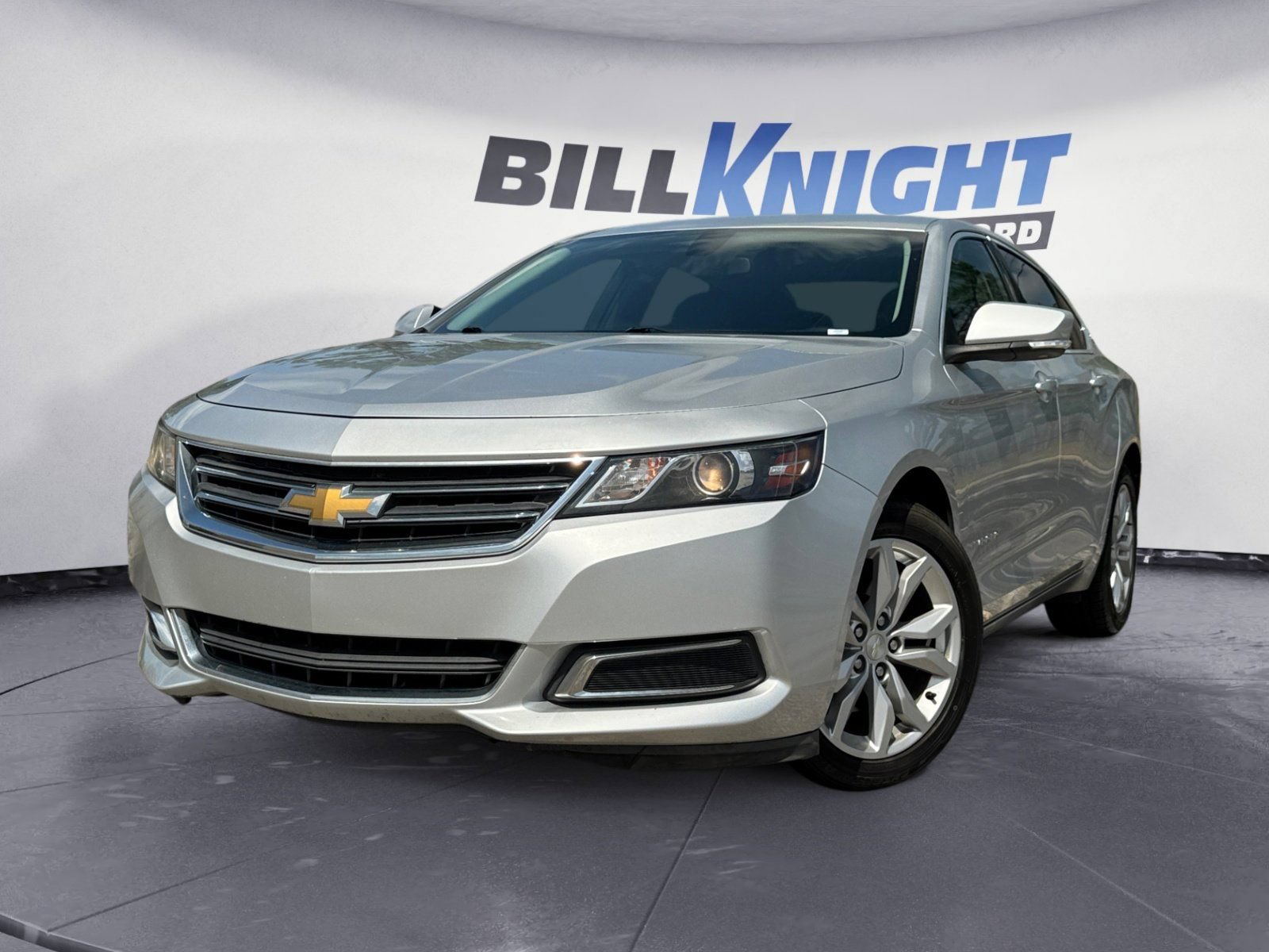 Used 2017 Chevrolet Impala LT FWD image 1