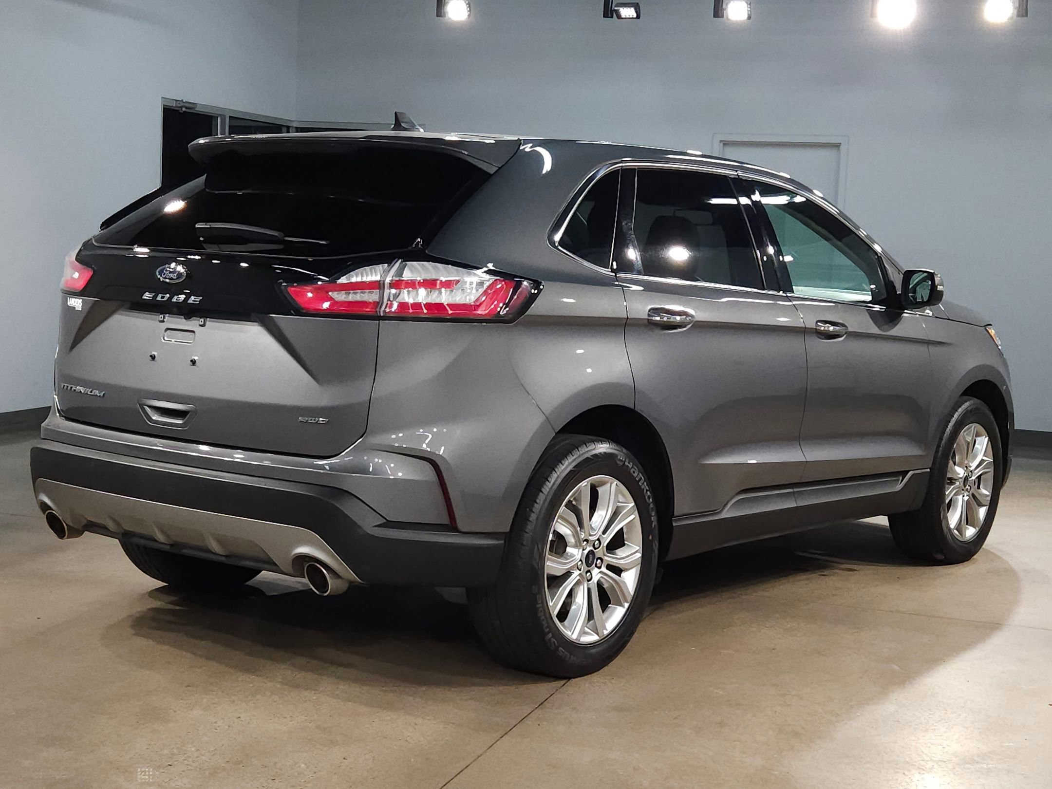 Used 2024 Ford Edge Titanium image 7