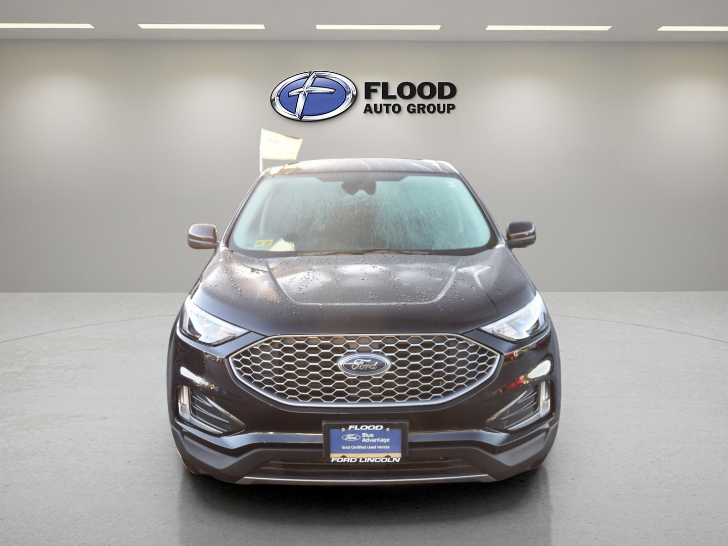 Used 2024 Ford Edge SEL w/ Convenience Package AWD/4WD image 2