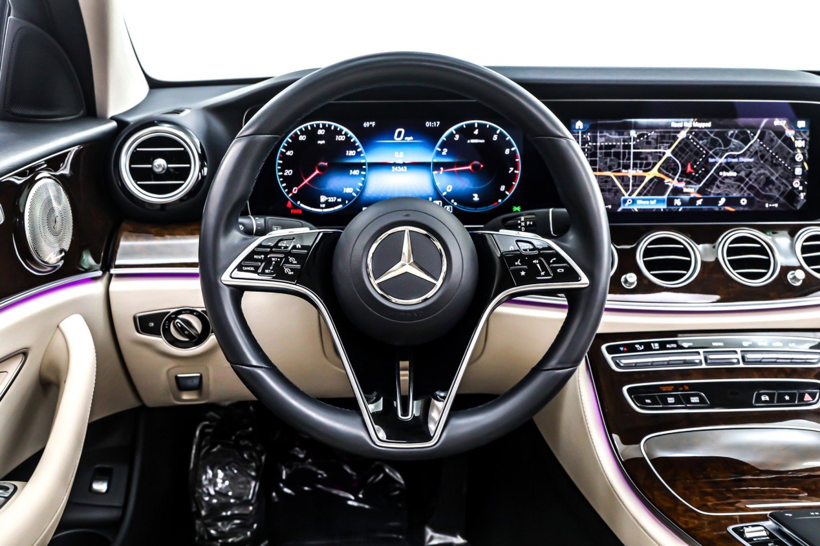 Used 2022 Mercedes-Benz E 350 Sedan image 17