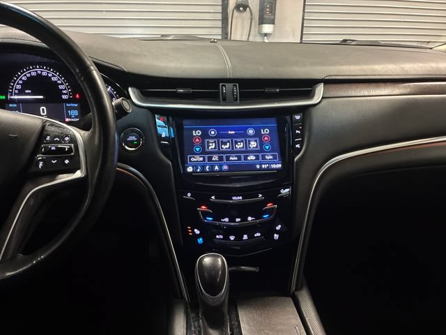 Used 2019 Cadillac XTS Luxury FWD image 18