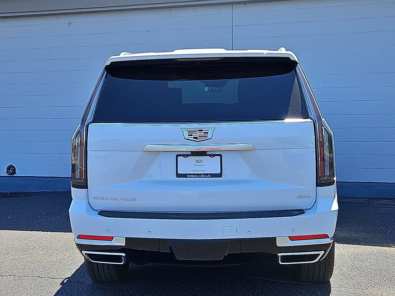 New 2026 Cadillac Escalade Luxury w/ Touring Package AWD/4WD image 4