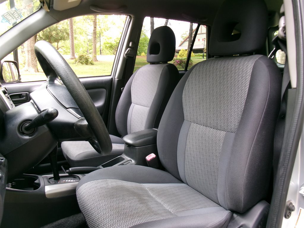 Used 2005 Toyota RAV4 2WD image 10