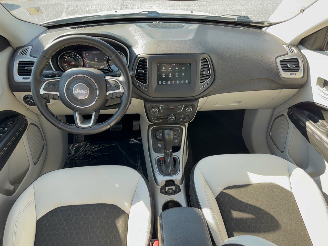 Used 2021 Jeep Compass Latitude w/ Convenience Group AWD/4WD image 17