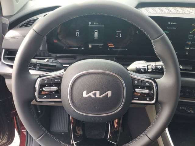 New 2026 Kia Carnival FWD image 16