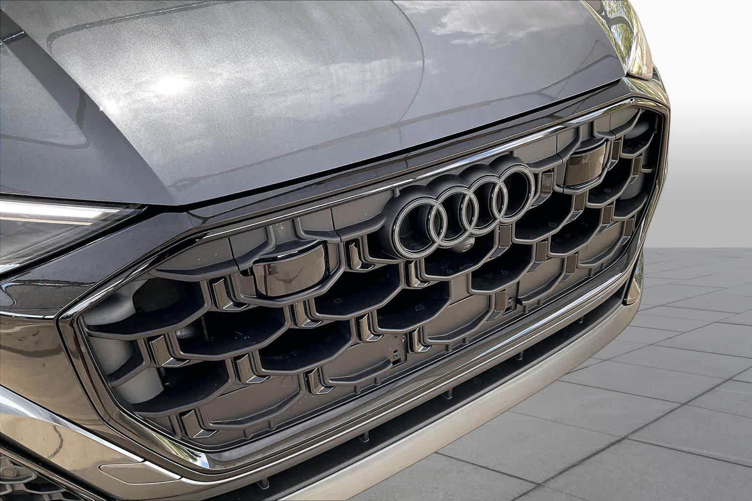 Used 2026 Audi Q8 Premium Plus AWD/4WD image 30