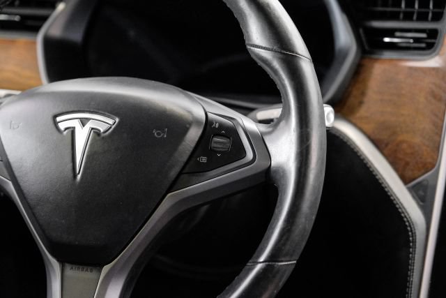 Used 2020 Tesla Model X Long Range AWD/4WD image 24