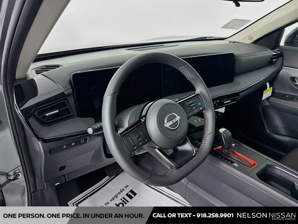 New 2026 Nissan Kicks SR w/ SR Premium Package FWD image 9