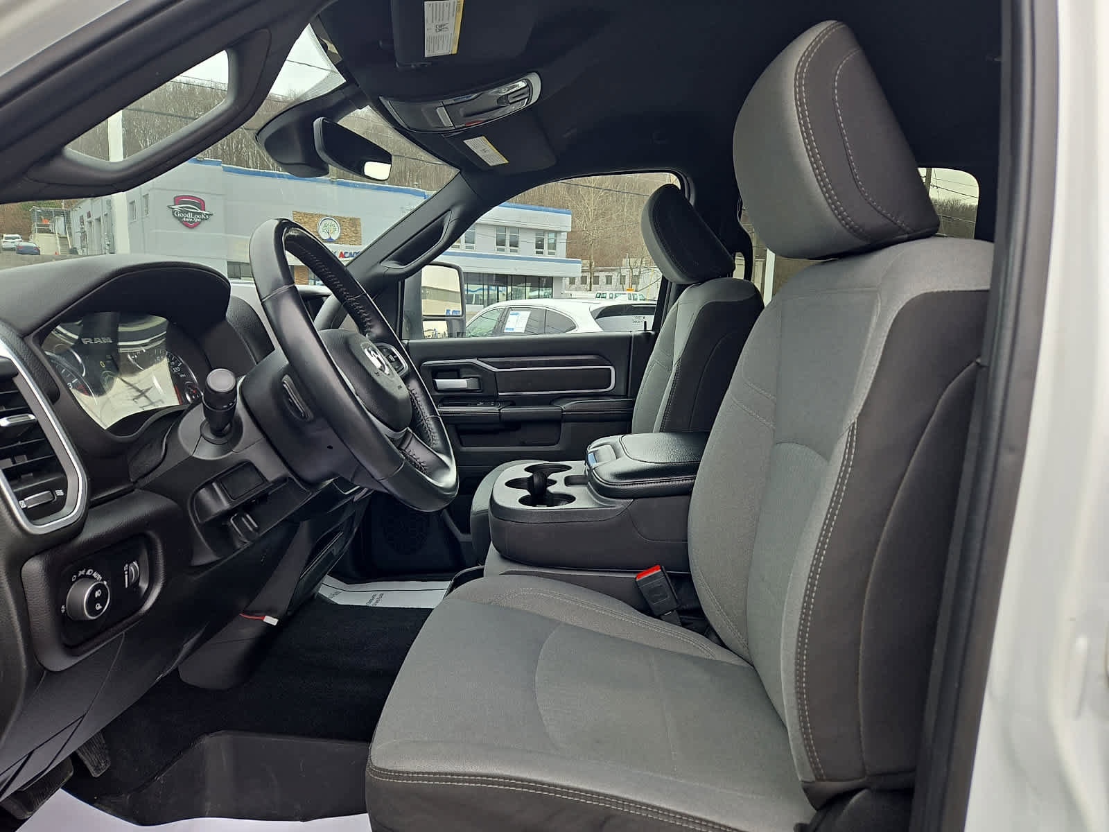 Used 2024 RAM 2500 Big Horn image 15