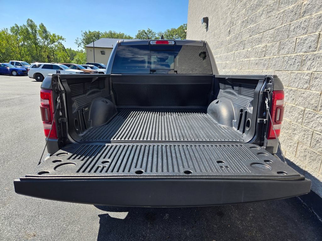 Used 2022 RAM 1500 Laramie w/ Sport Appearance Package AWD/4WD image 11