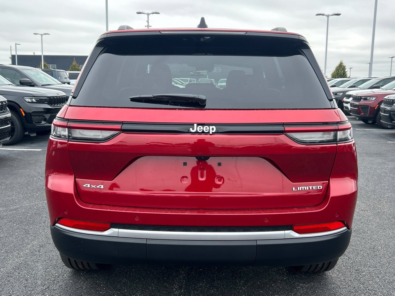 New 2027 Jeep Grand Cherokee Limited AWD/4WD image 4