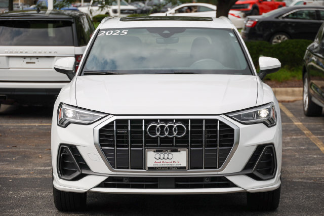 Used 2025 Audi Q3 2.0T Premium AWD/4WD image 19
