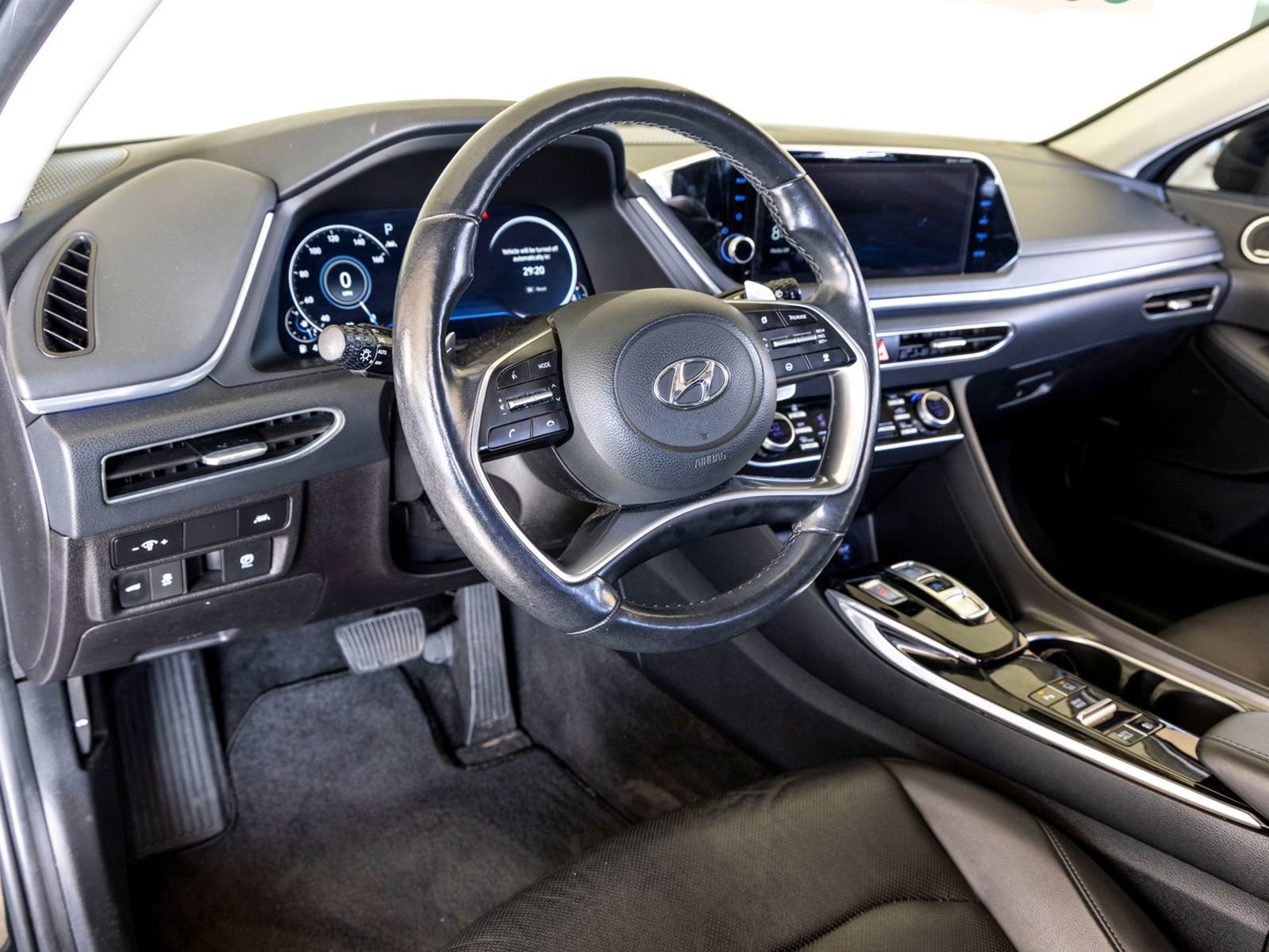 Used 2022 Hyundai Sonata Limited w/ Cargo Package image 17
