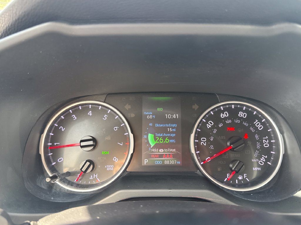 Used 2019 Toyota RAV4 XLE w/ Convenience Package AWD/4WD image 15