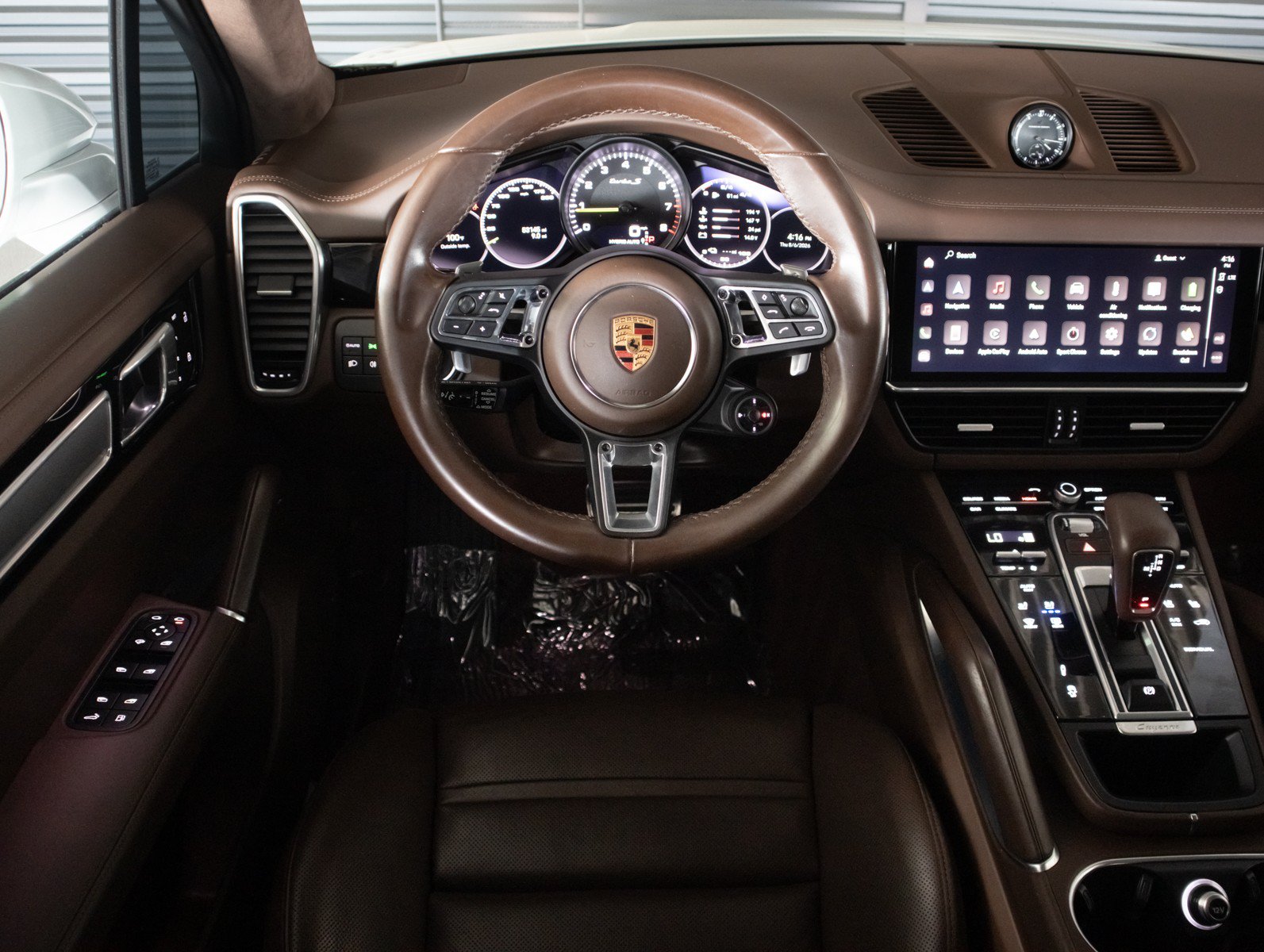 Used 2022 Porsche Cayenne Turbo S AWD/4WD image 15