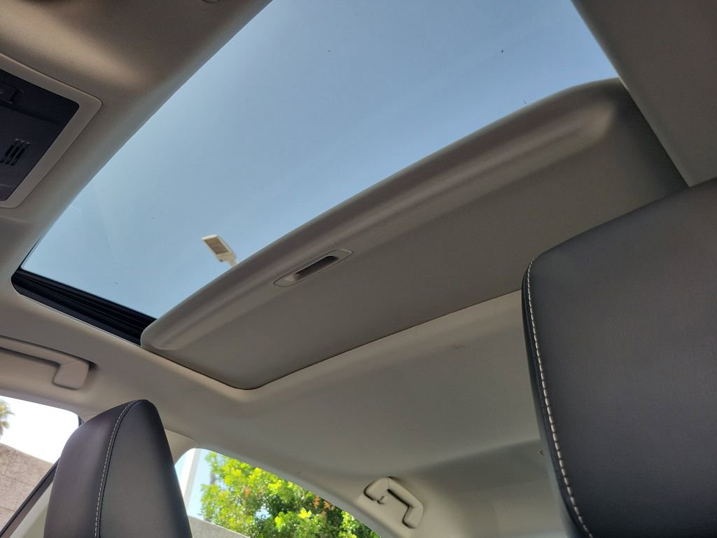 Used 2024 Lexus ES 350 w/ Accessory Package (Z1) FWD image 18
