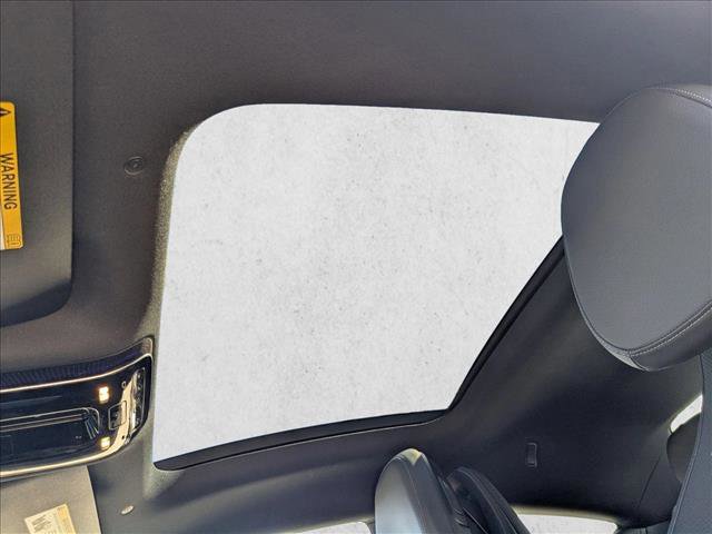 Used 2025 Mercedes-Benz CLE 300 4MATIC Coupe image 16