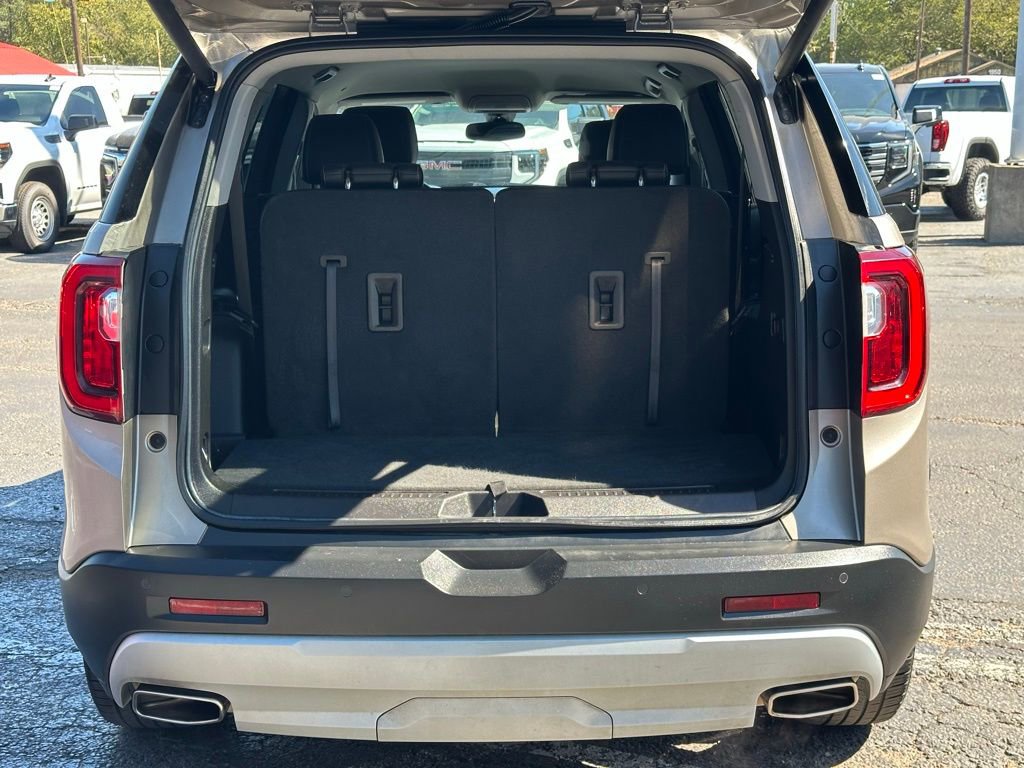 Certified 2023 GMC Acadia SLT w/ Preferred Package image 8