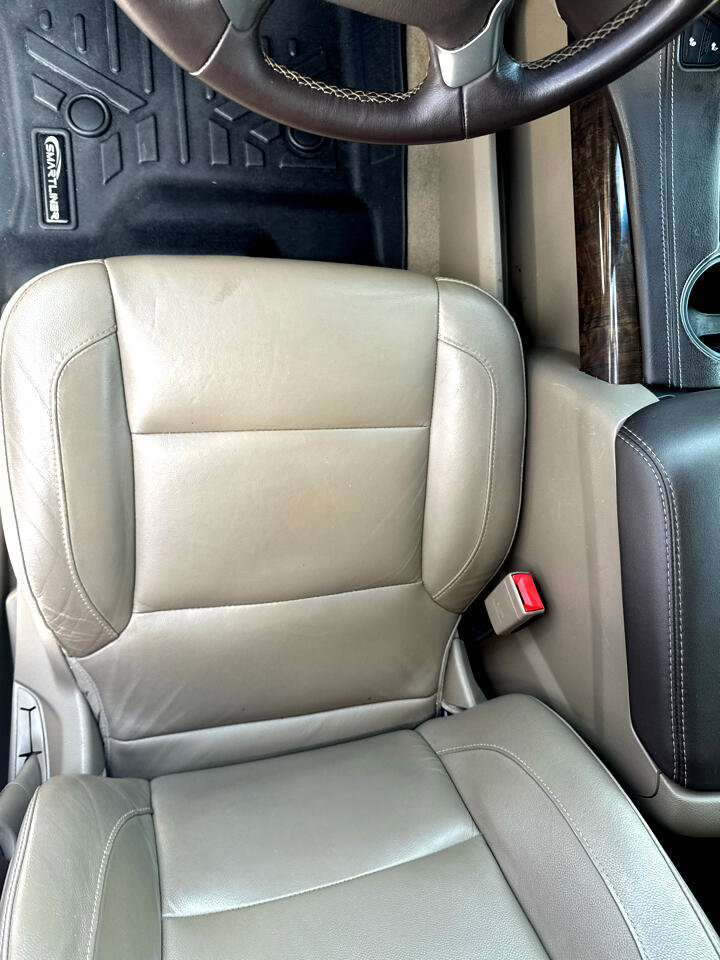Used 2020 Chevrolet Suburban LT image 24