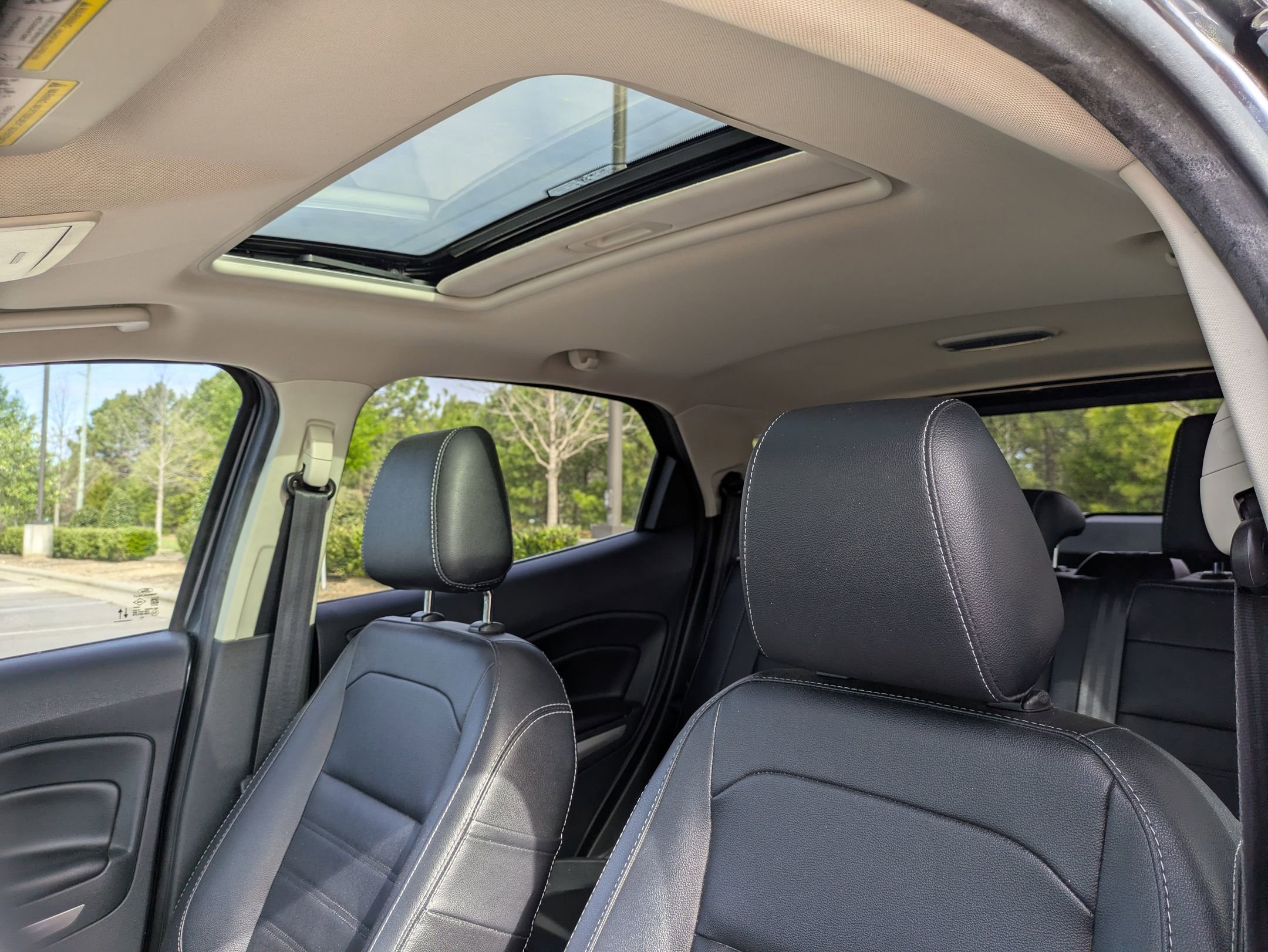 Used 2021 Ford EcoSport Titanium image 29